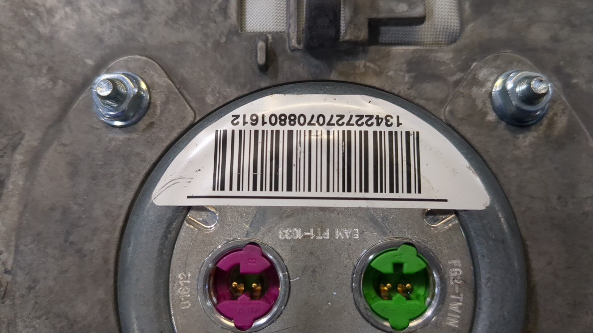 Подушка безопасности в рулевое колесо