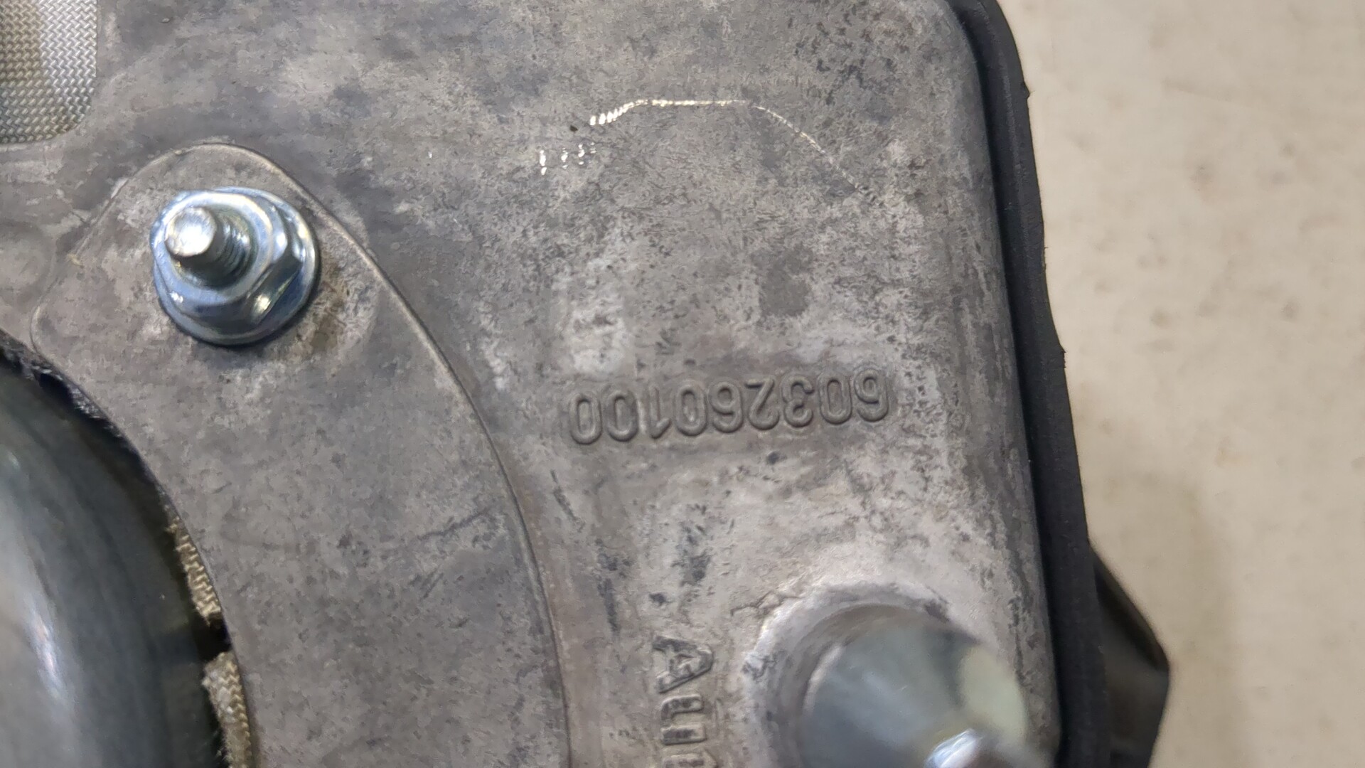 Подушка безопасности в рулевое колесо