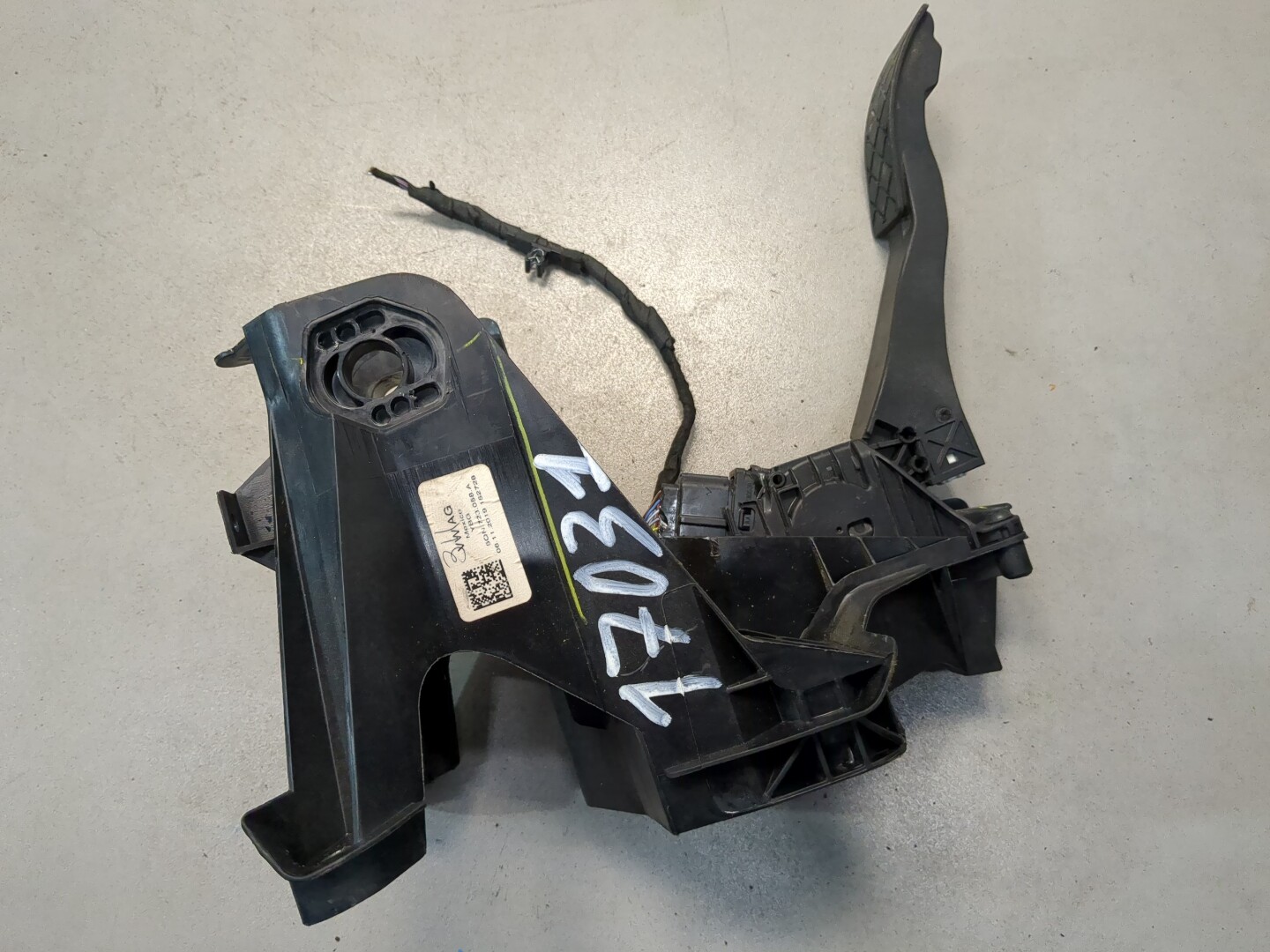 Педаль газа