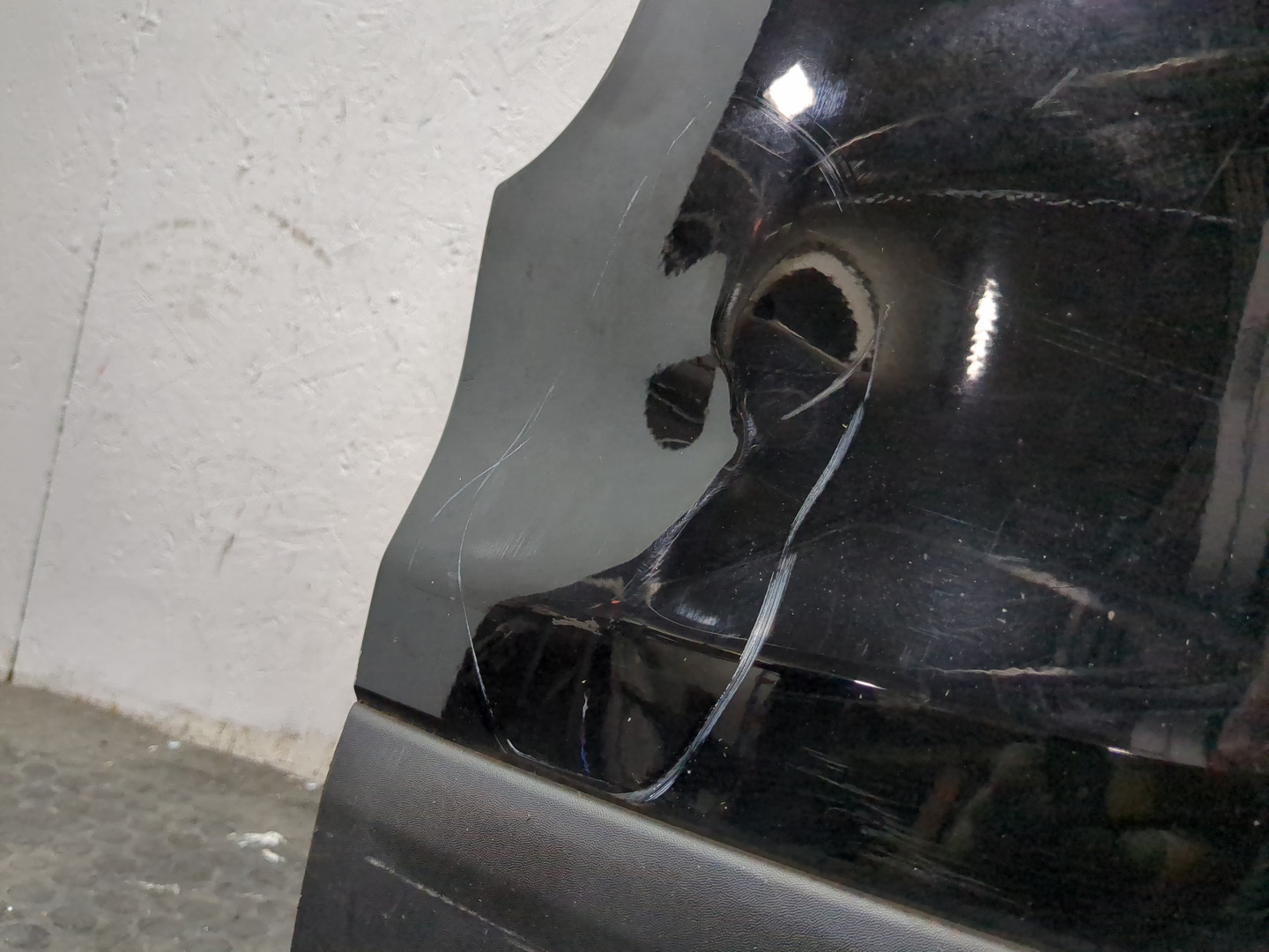 Дверь багажника