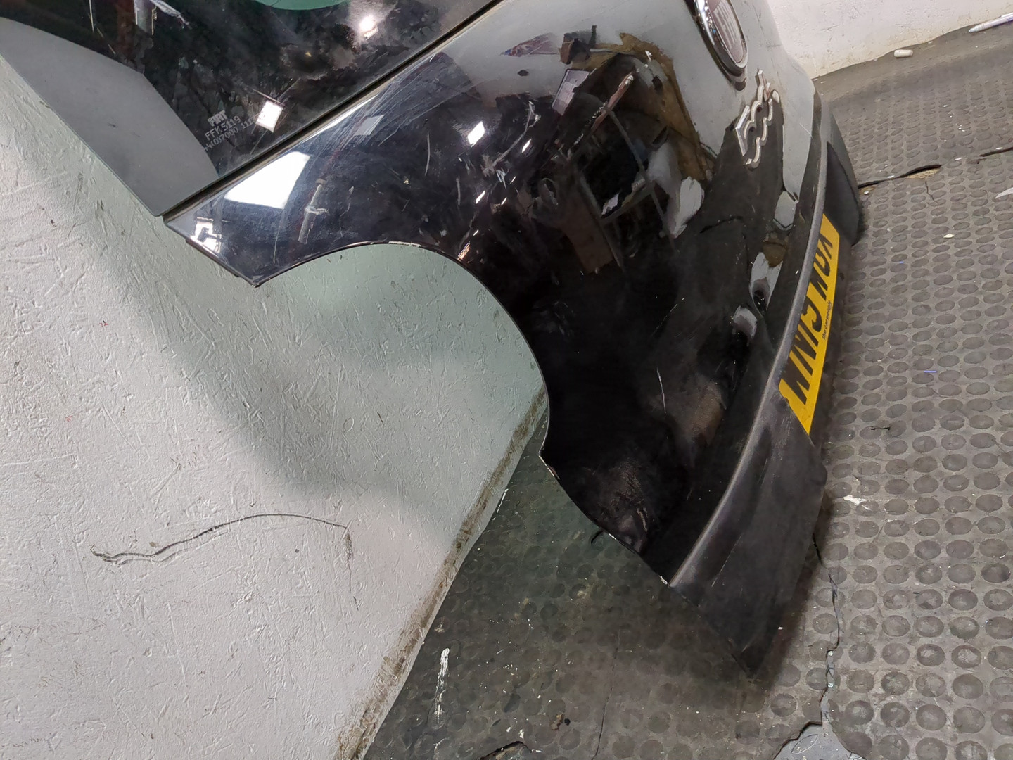 Дверь багажника