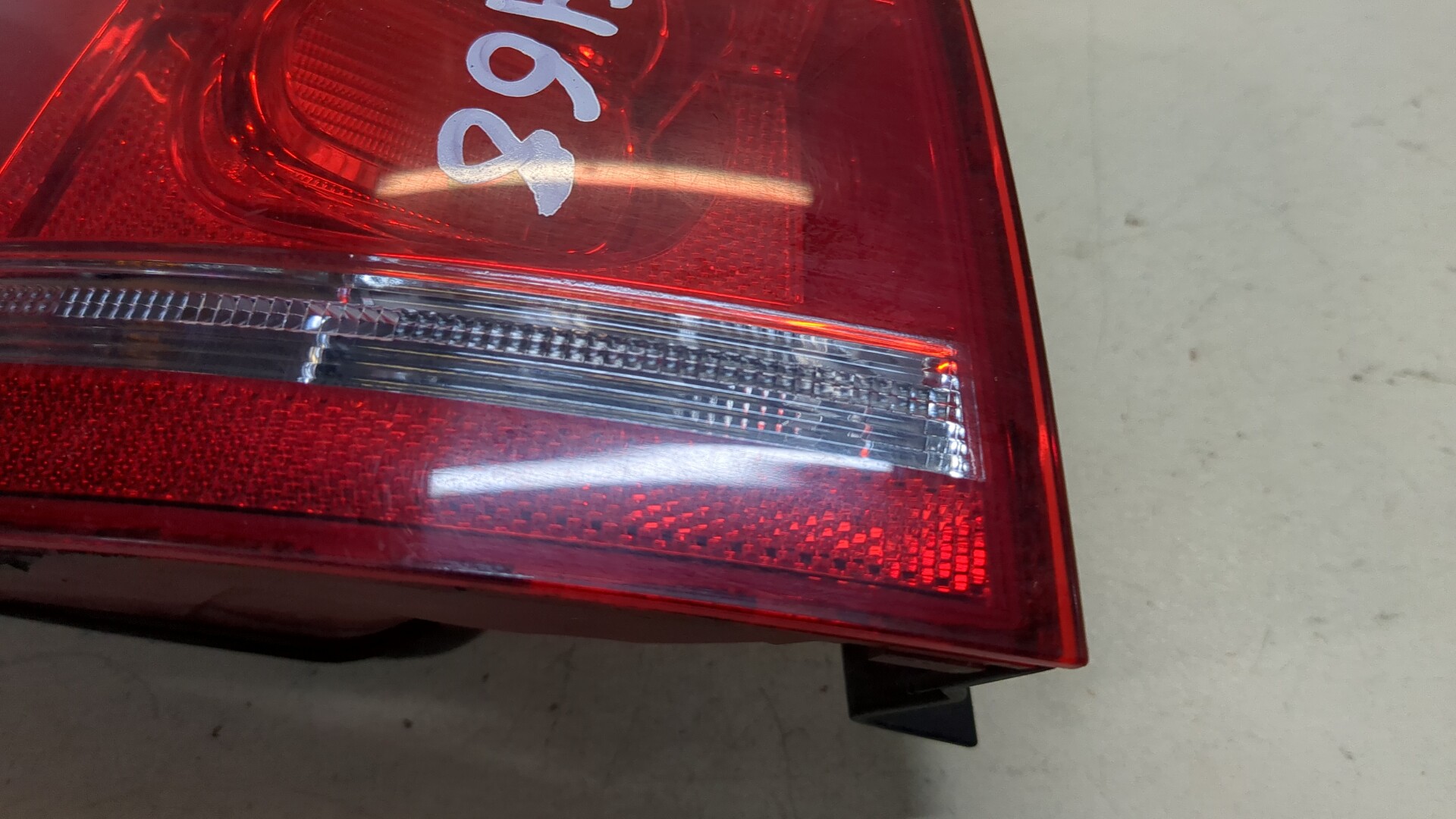 Фонарь задний левый