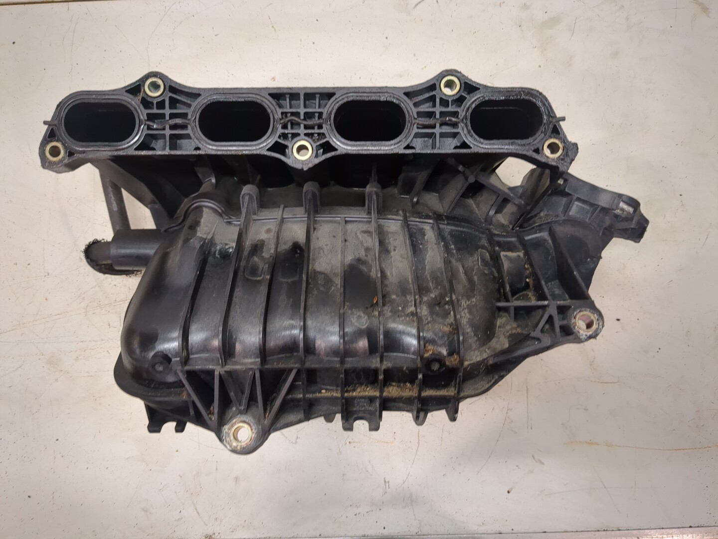 Коллектор впускной