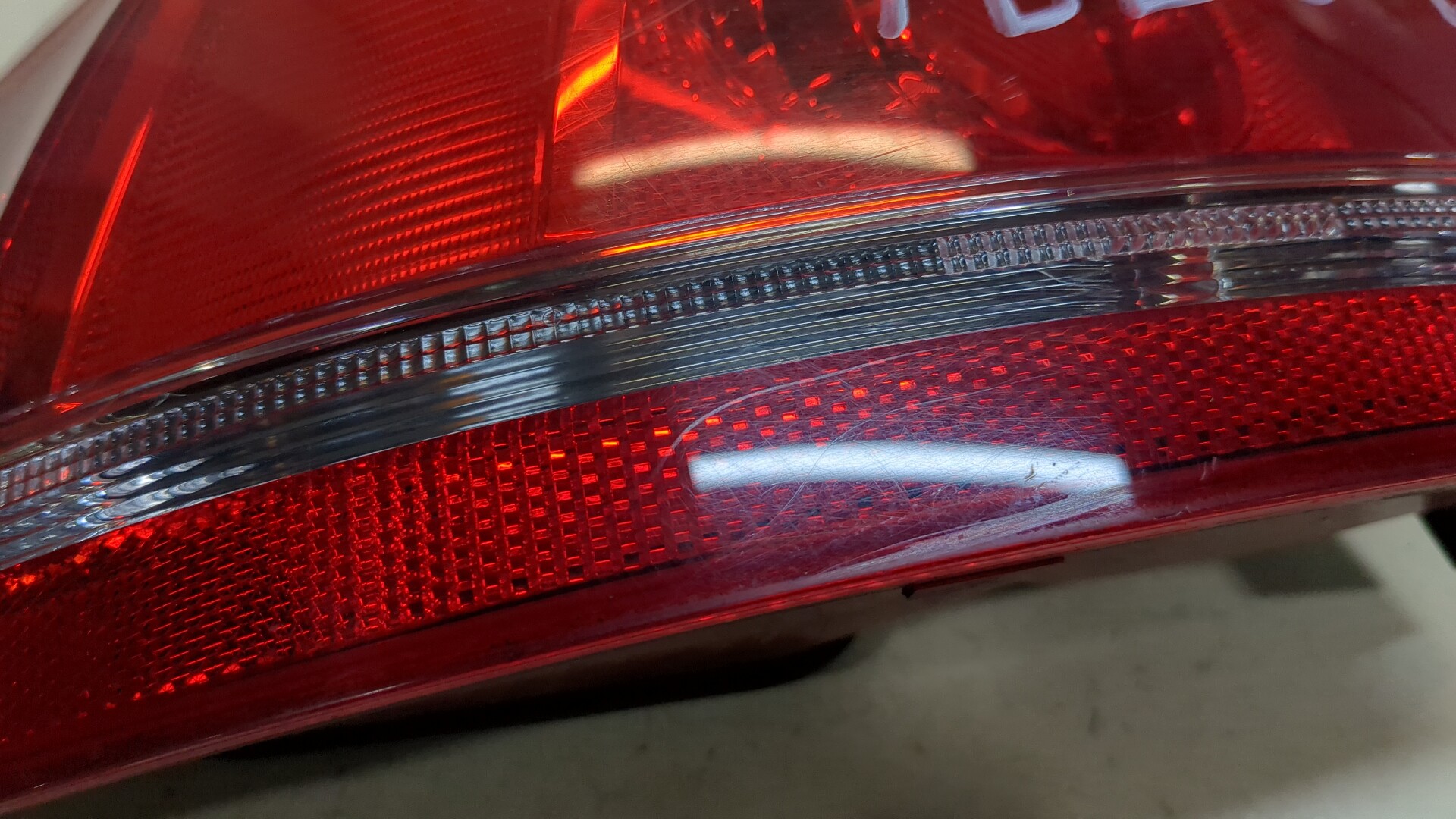 Фонарь задний левый