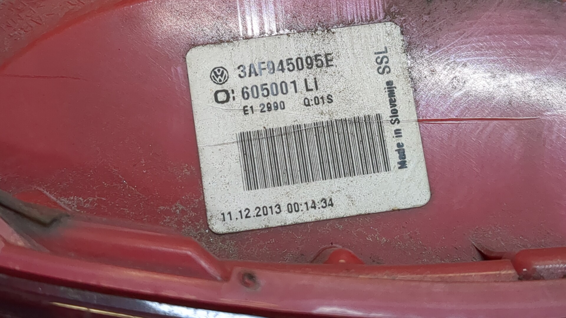 Фонарь задний левый