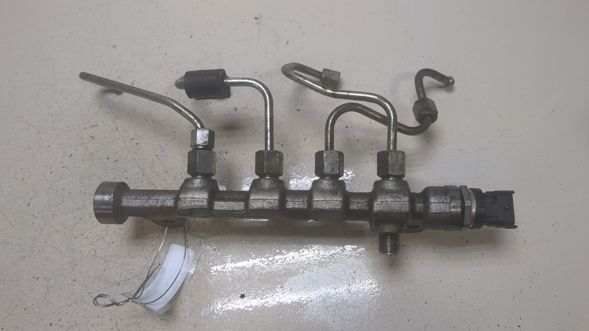 Рейка топливная (рампа)