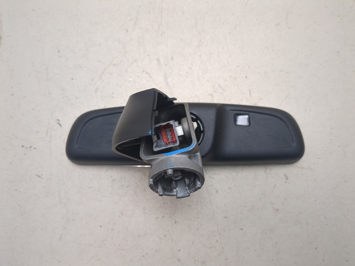 Зеркало заднего вида