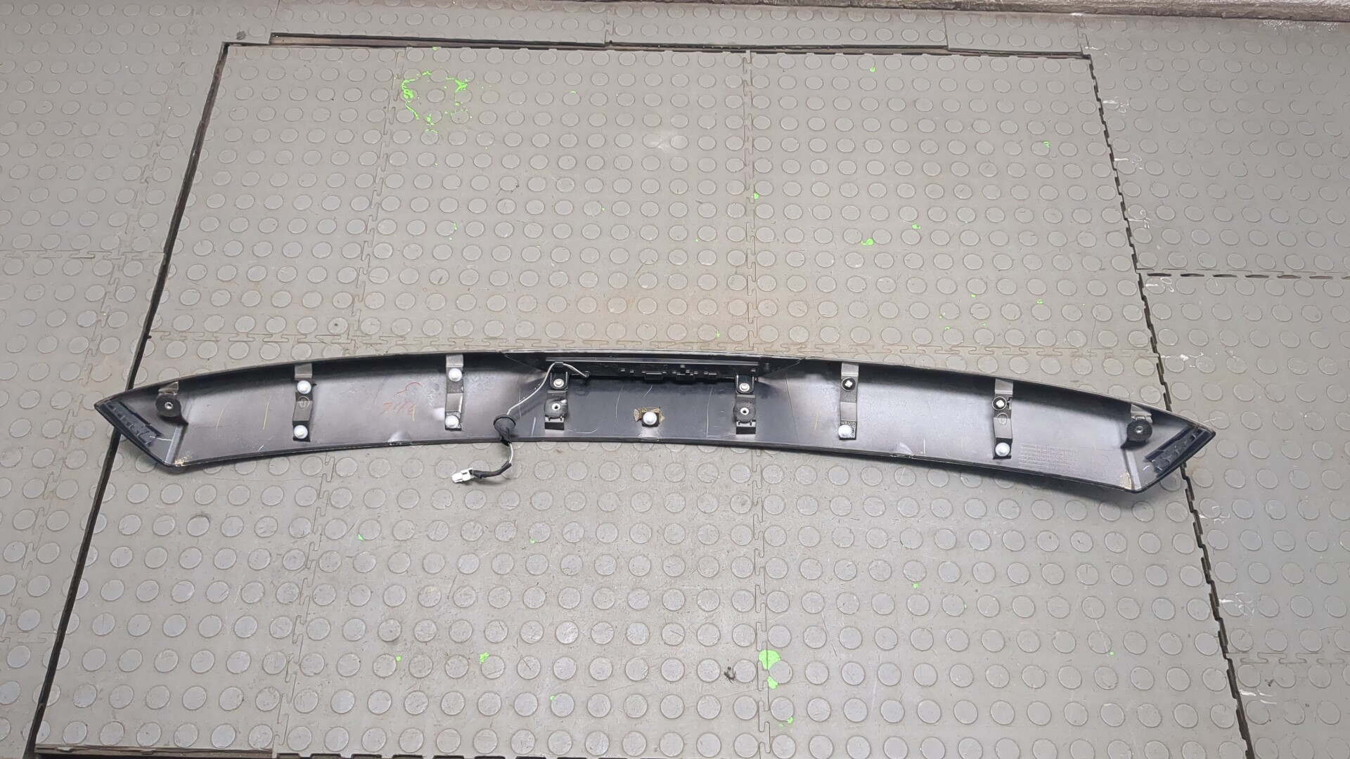 Спойлер переднего бампера