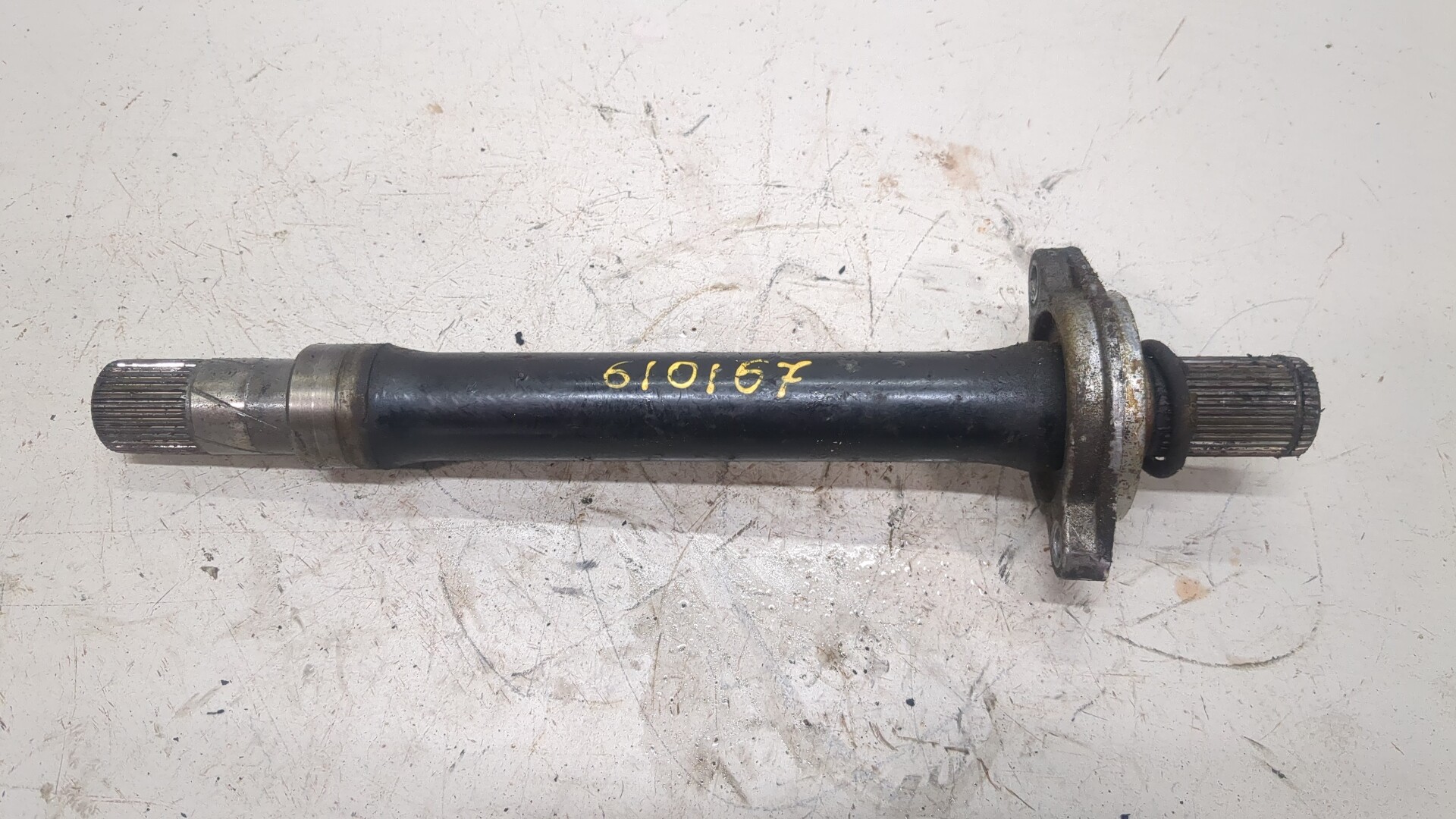 Полуось передняя правая