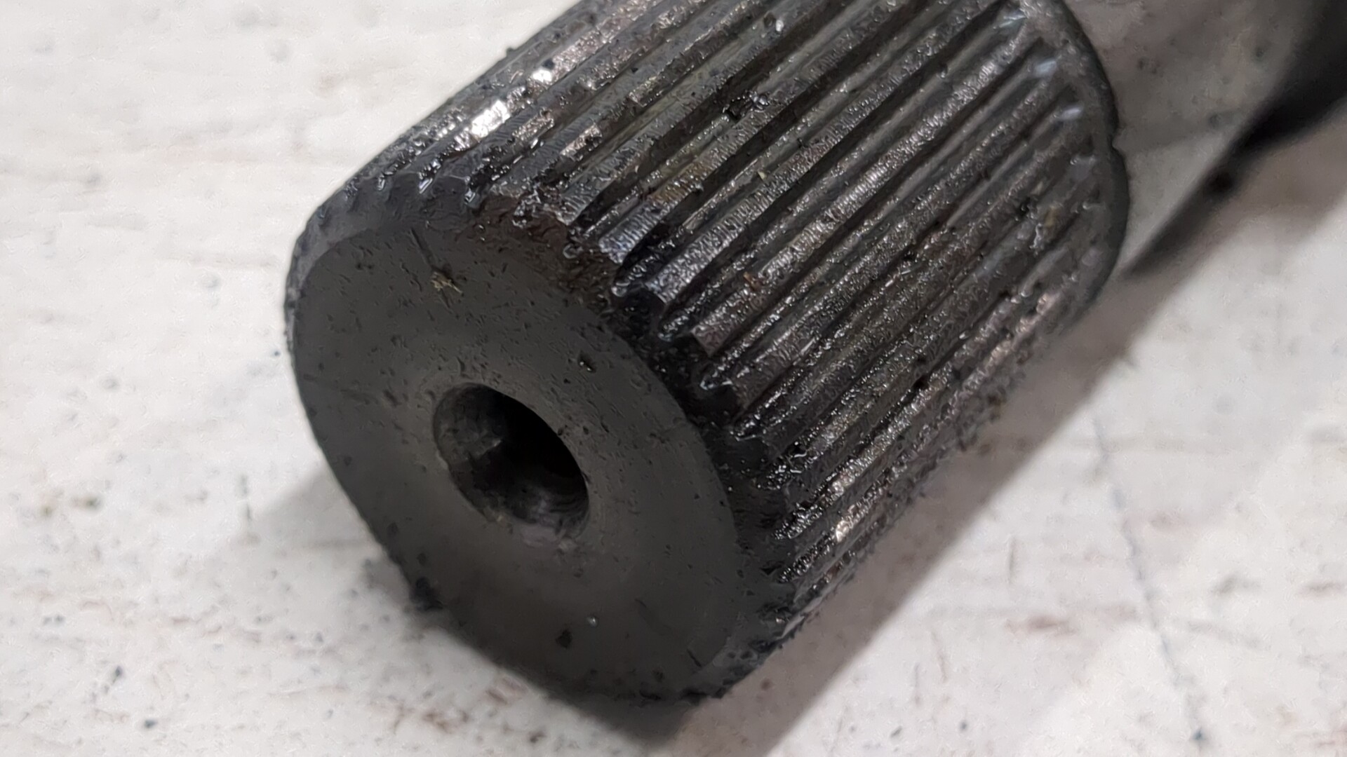 Полуось передняя правая