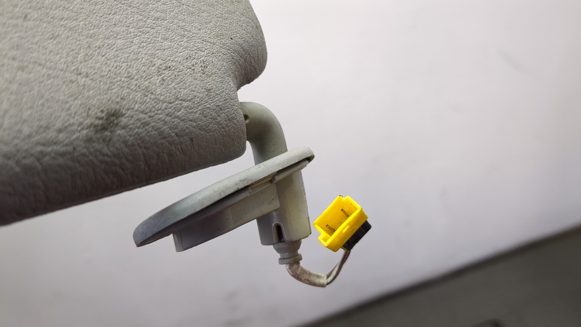 Козырек солнцезащитный