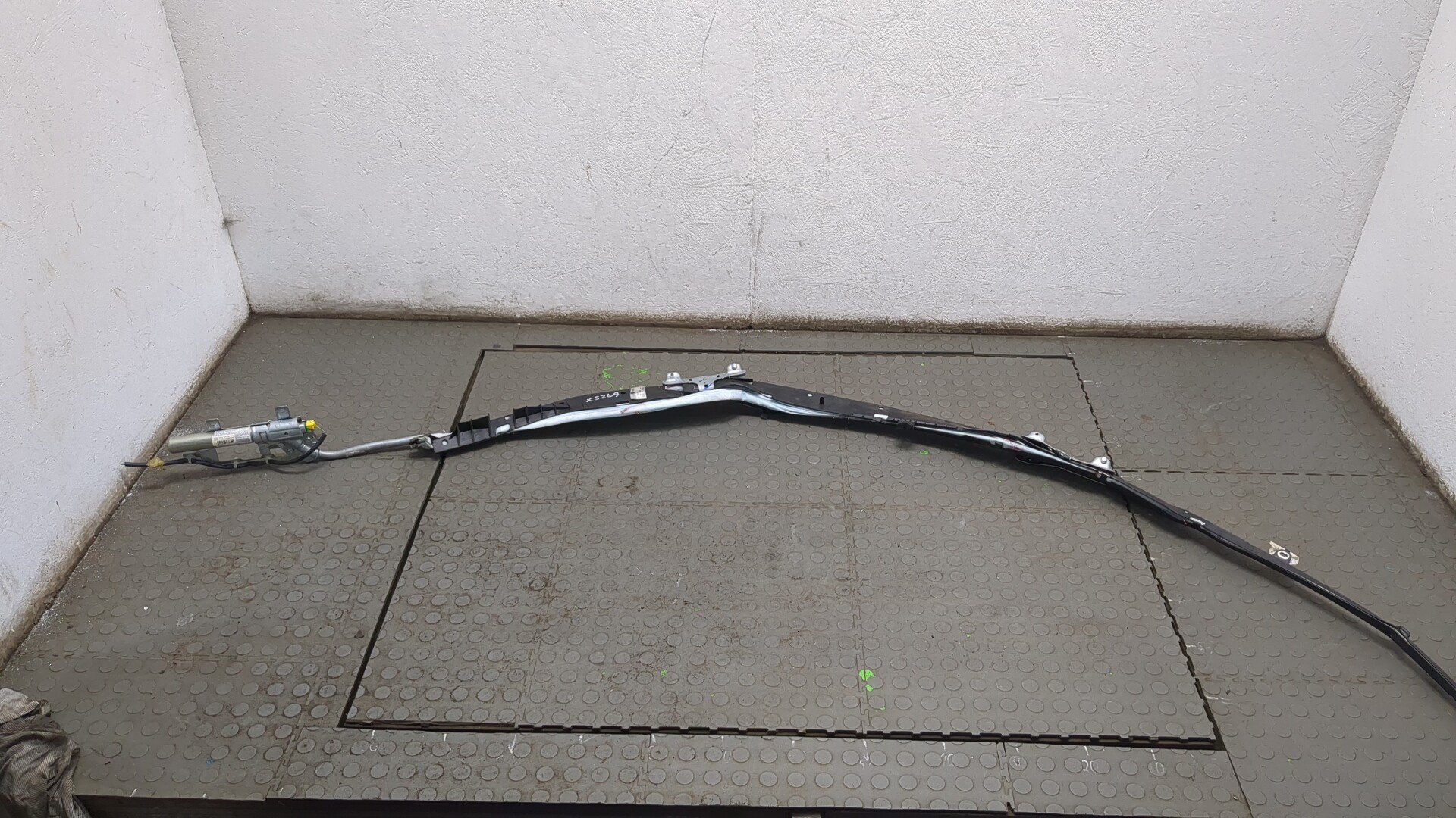 Подушка безопасности боковая (шторка)