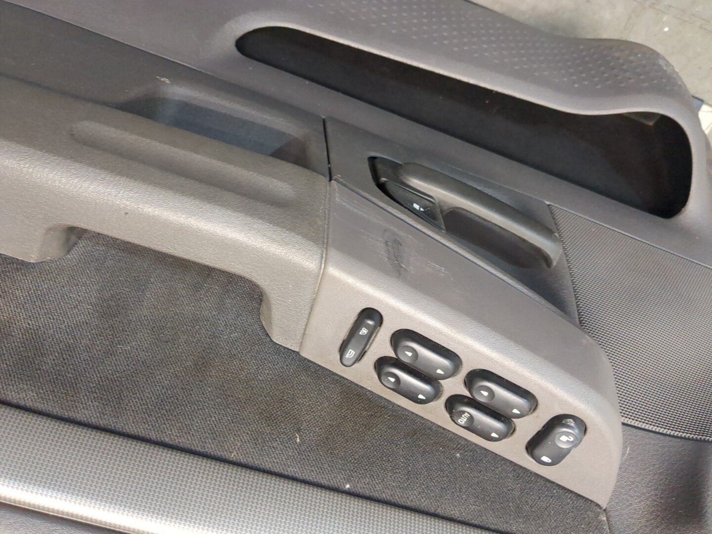 Дверь передняя правая