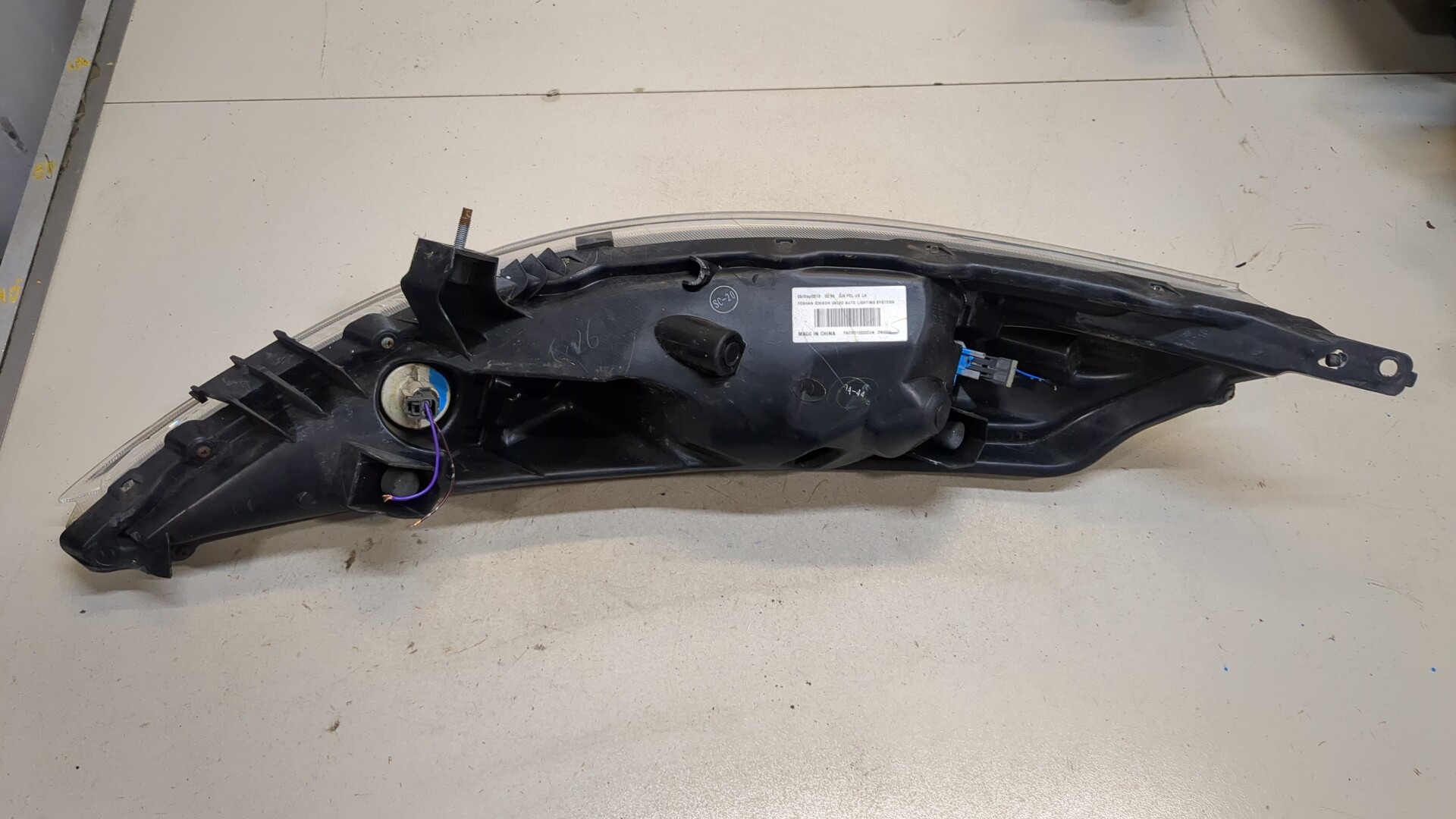 Повторитель на крыло левый