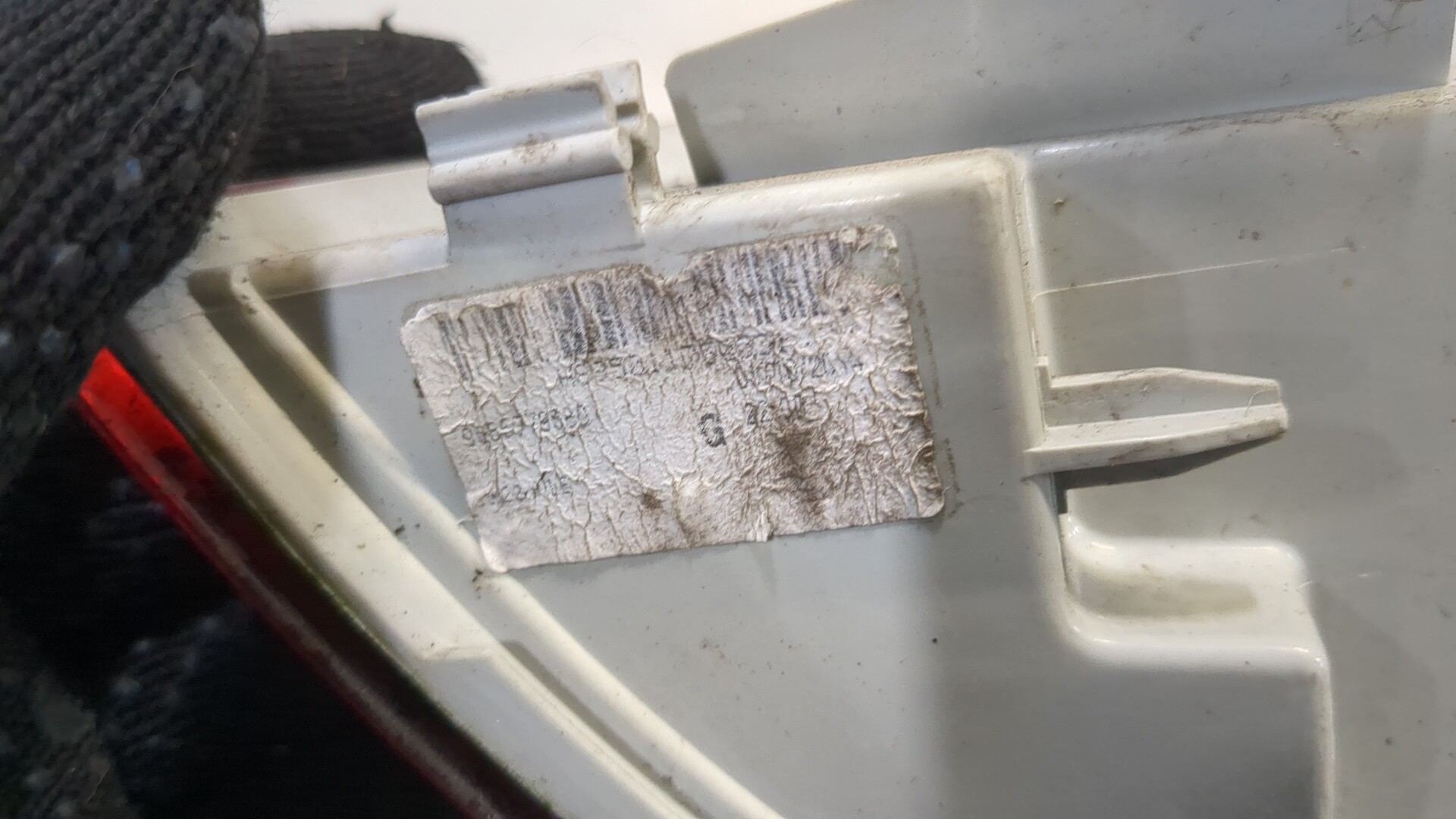 Фонарь задний левый