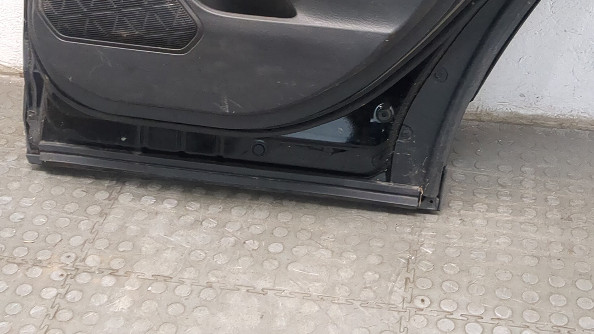 Дверь задняя правая