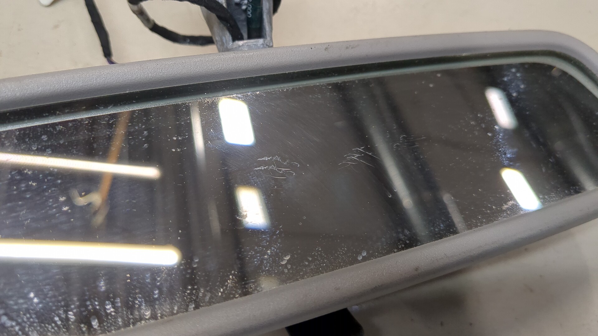 Зеркало заднего вида