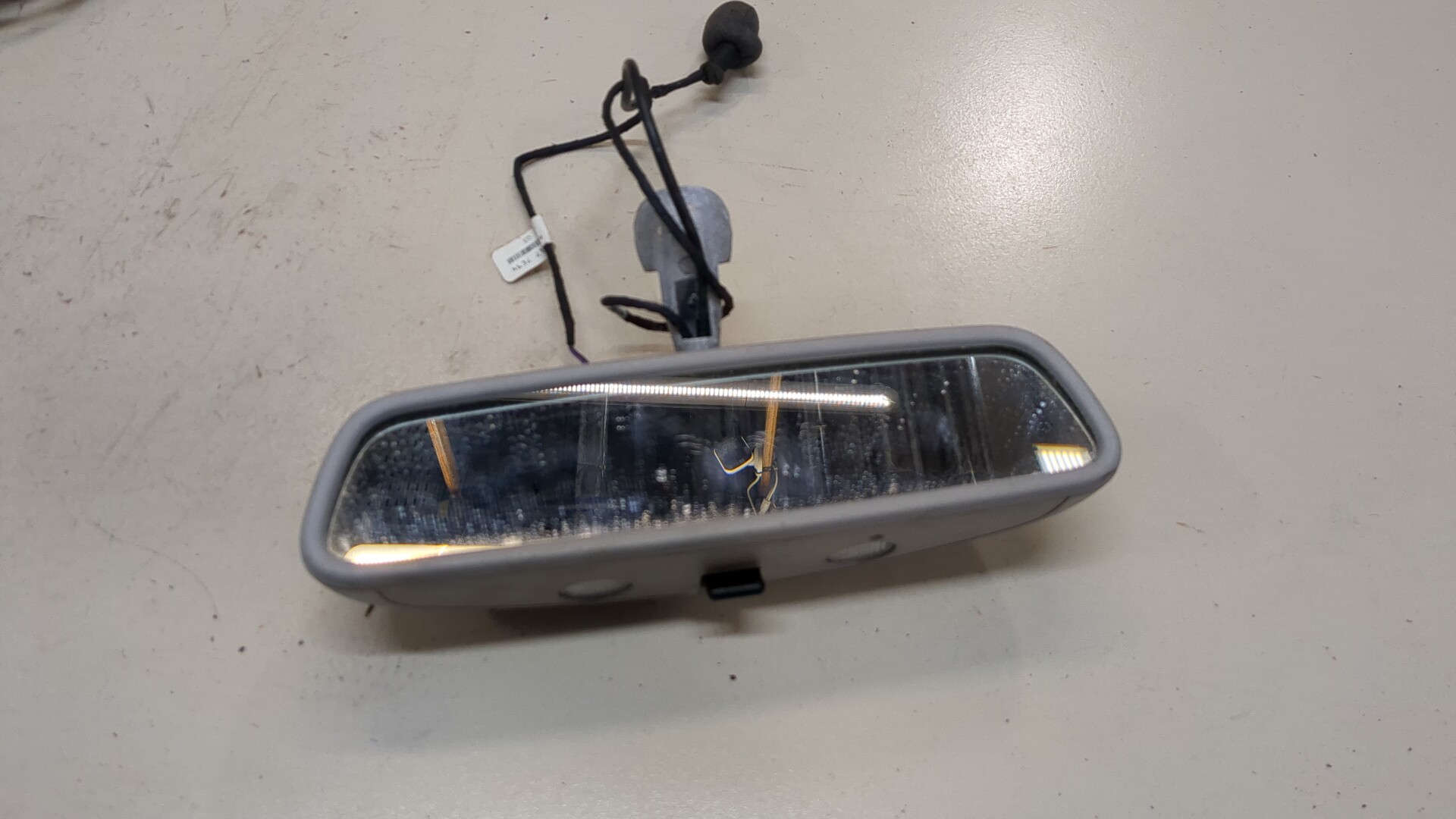 Зеркало заднего вида