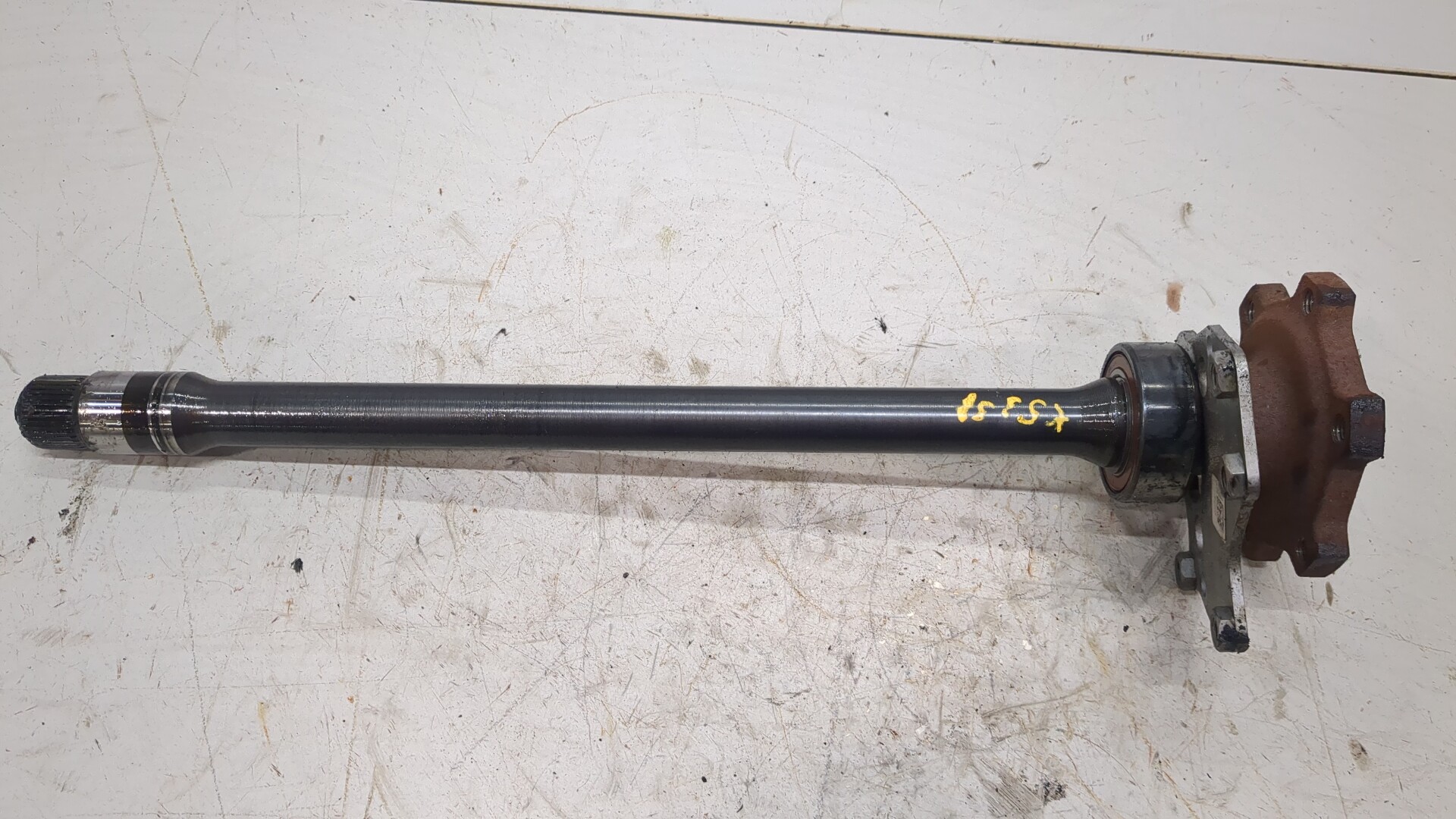 Полуось передняя правая