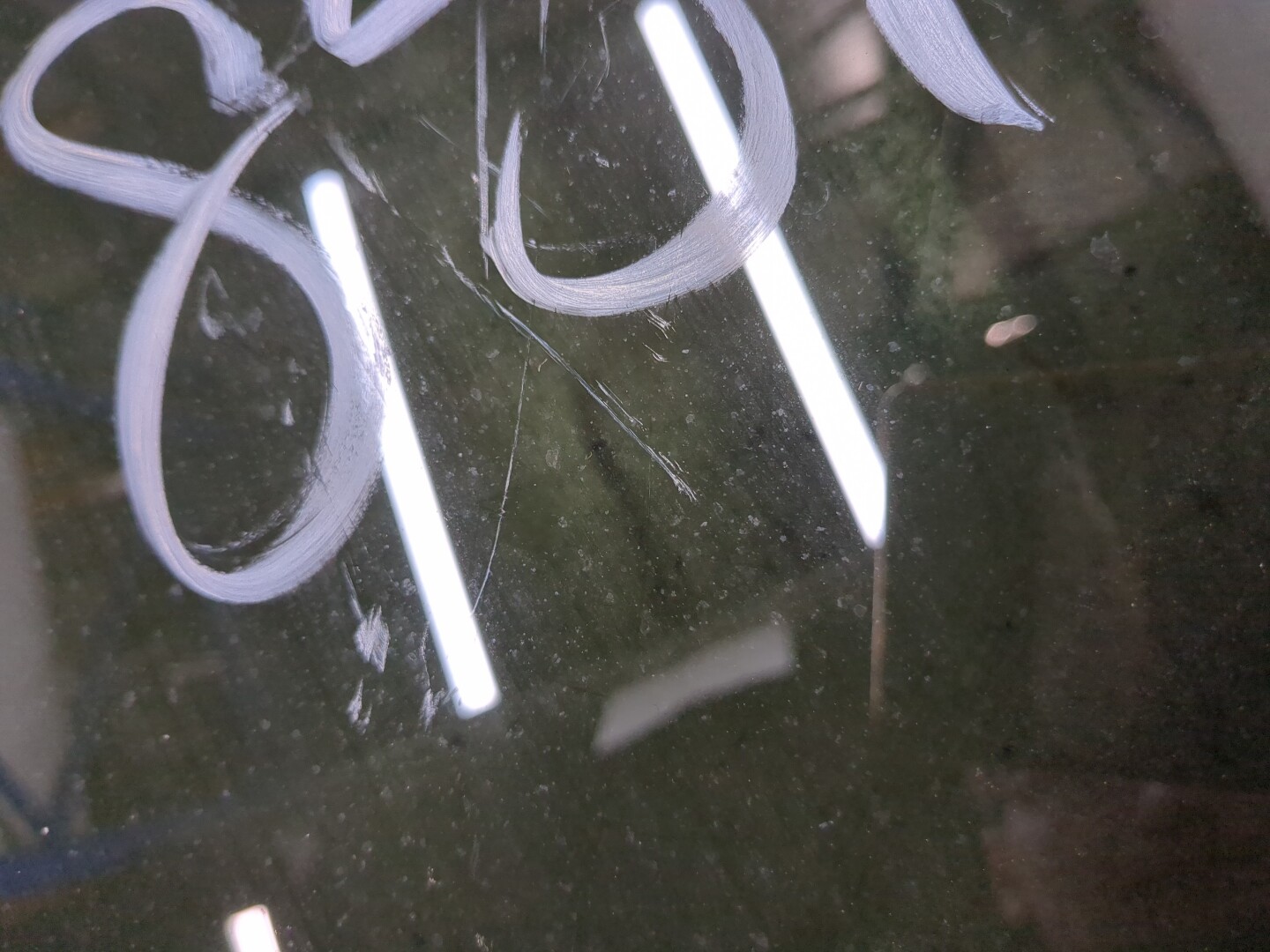 Стекло двери задней правой