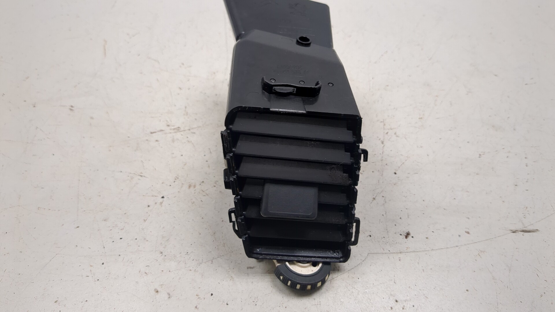 Дефлектор воздушный