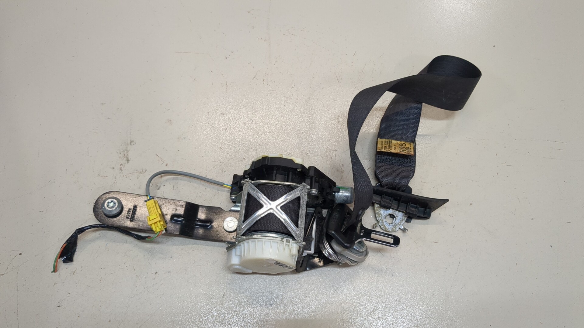 Ремень безопасности