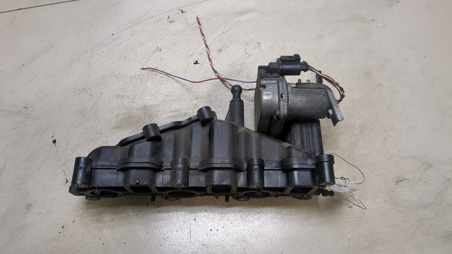 Коллектор впускной