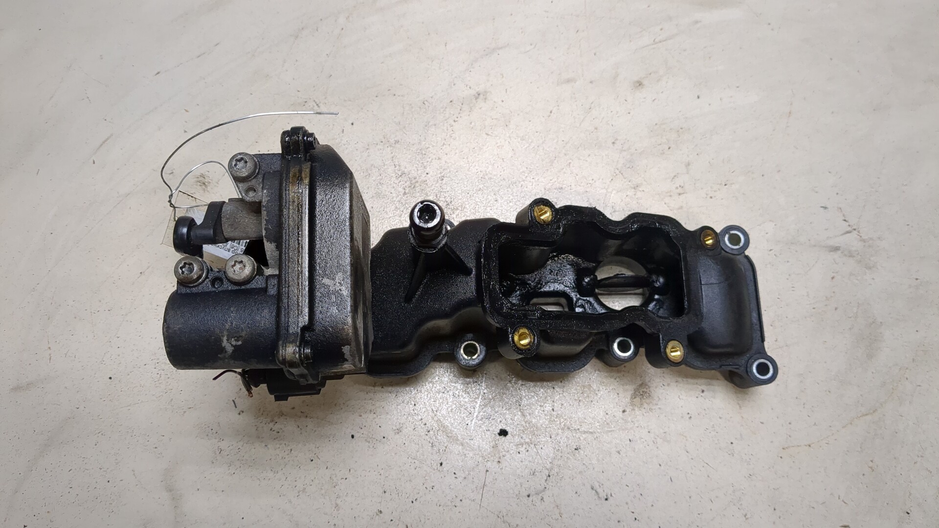 Коллектор впускной