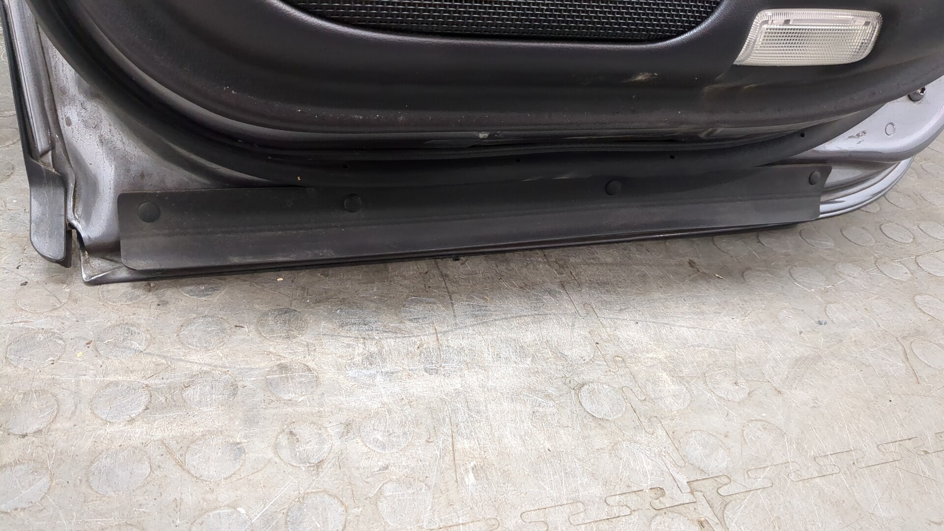 Дверь задняя правая