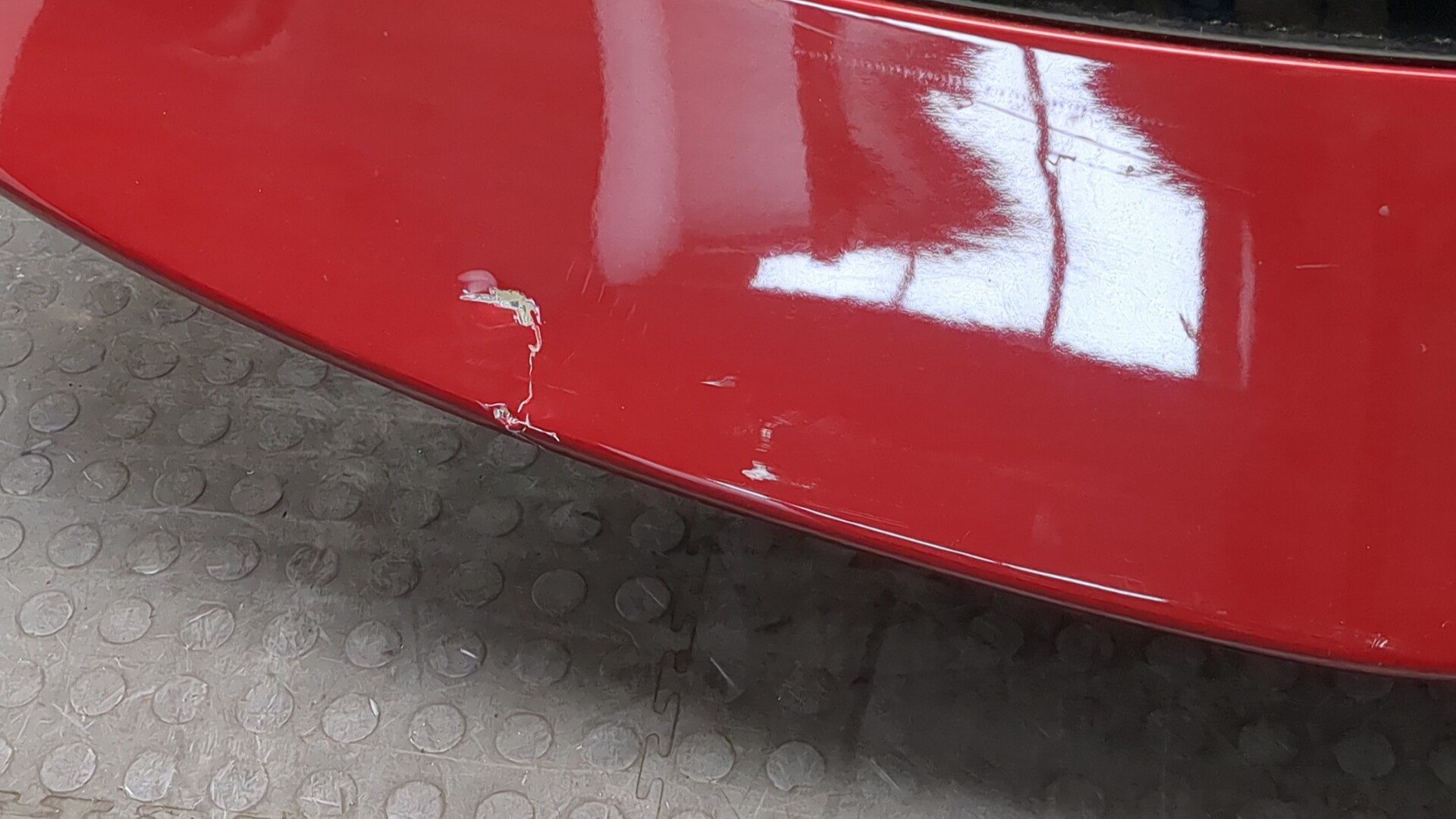 Дверь багажника