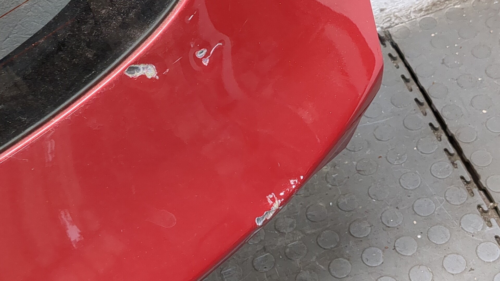 Дверь багажника