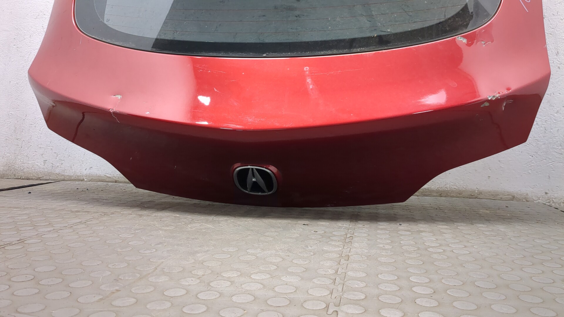 Дверь багажника