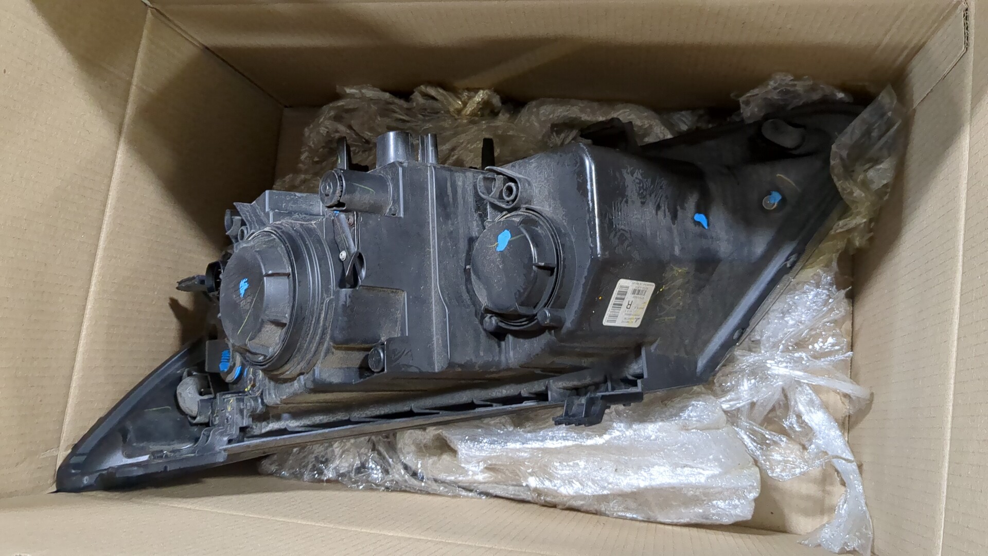 Фара правая