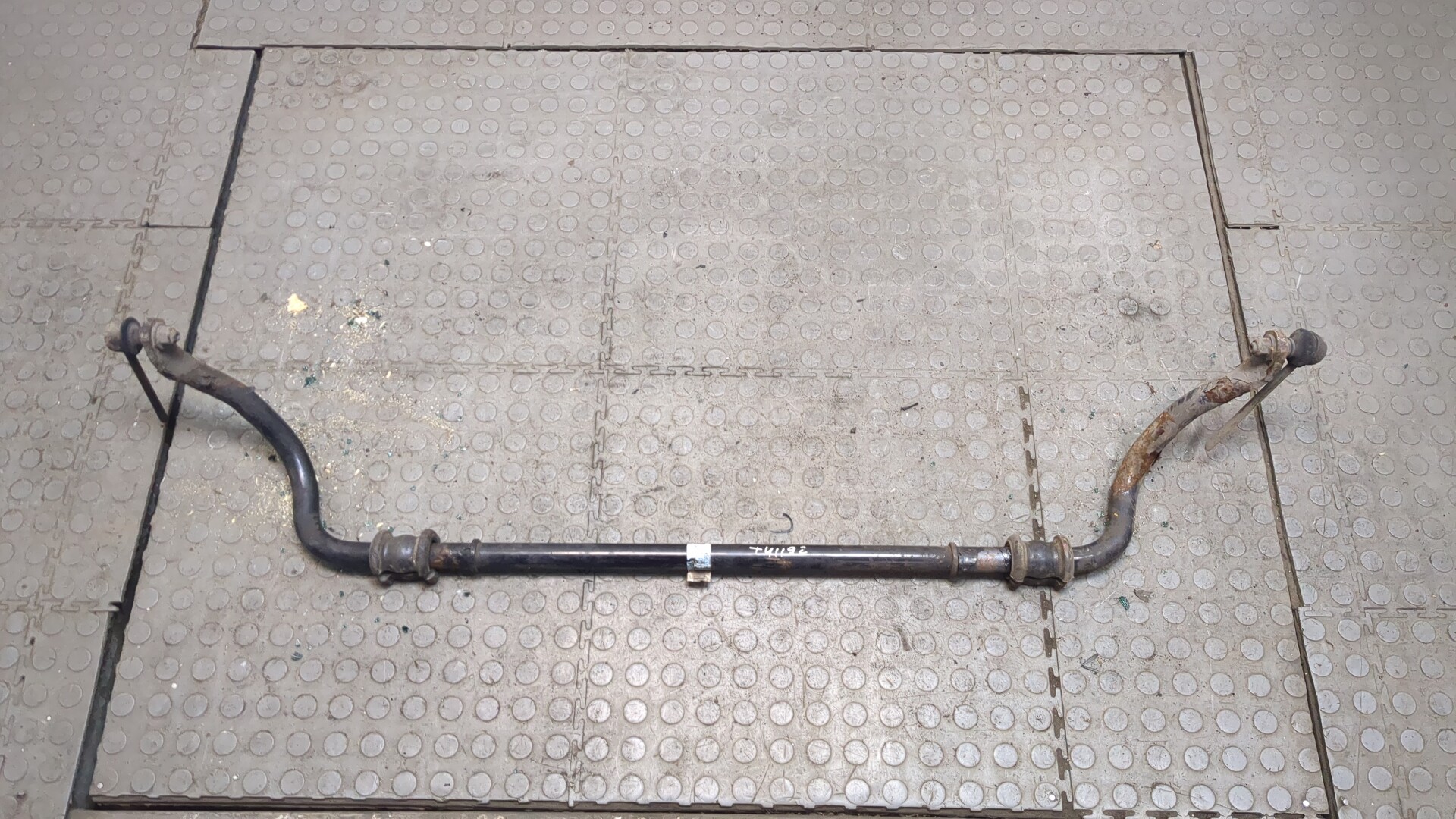 Стабилизатор передний