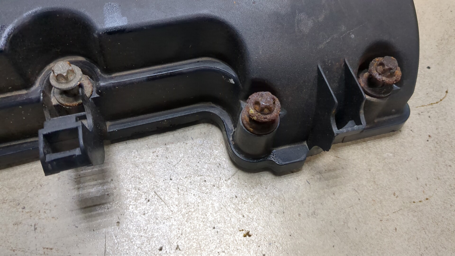 Крышка клапанная ГБЦ