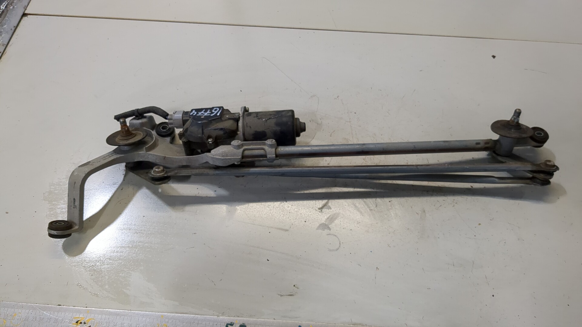 Трапеция стеклоочистителей