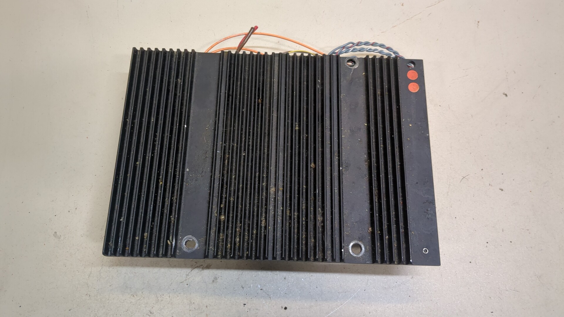 Усилитель акустической системы