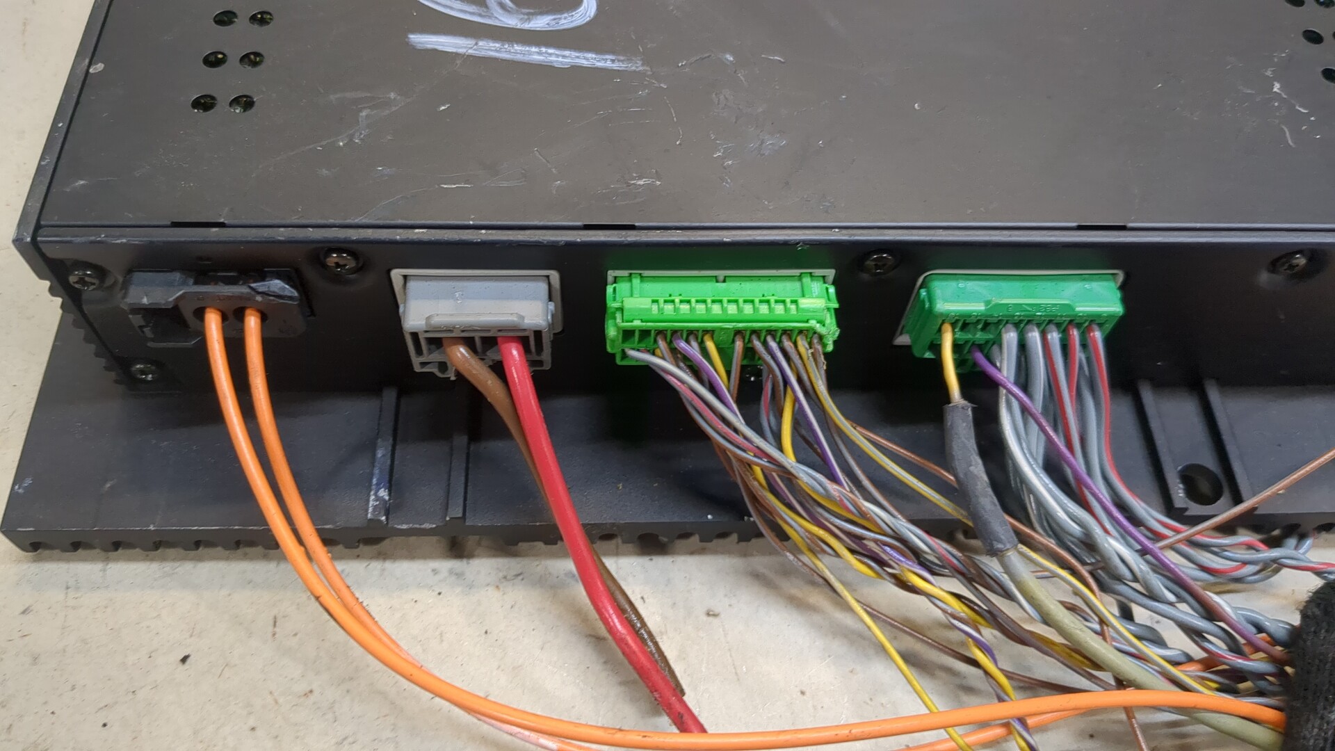 Усилитель акустической системы