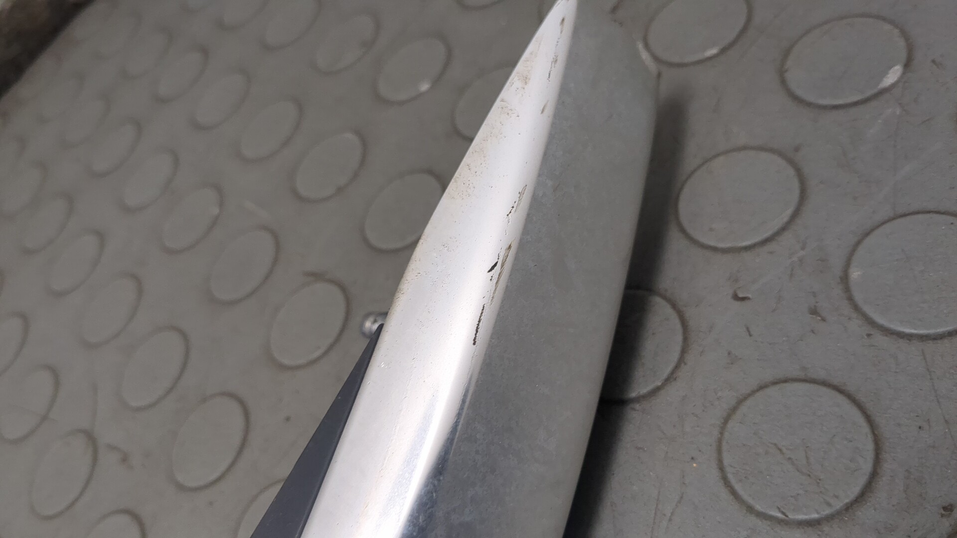 Рейлинг (релинг) левый (планка на крышу)