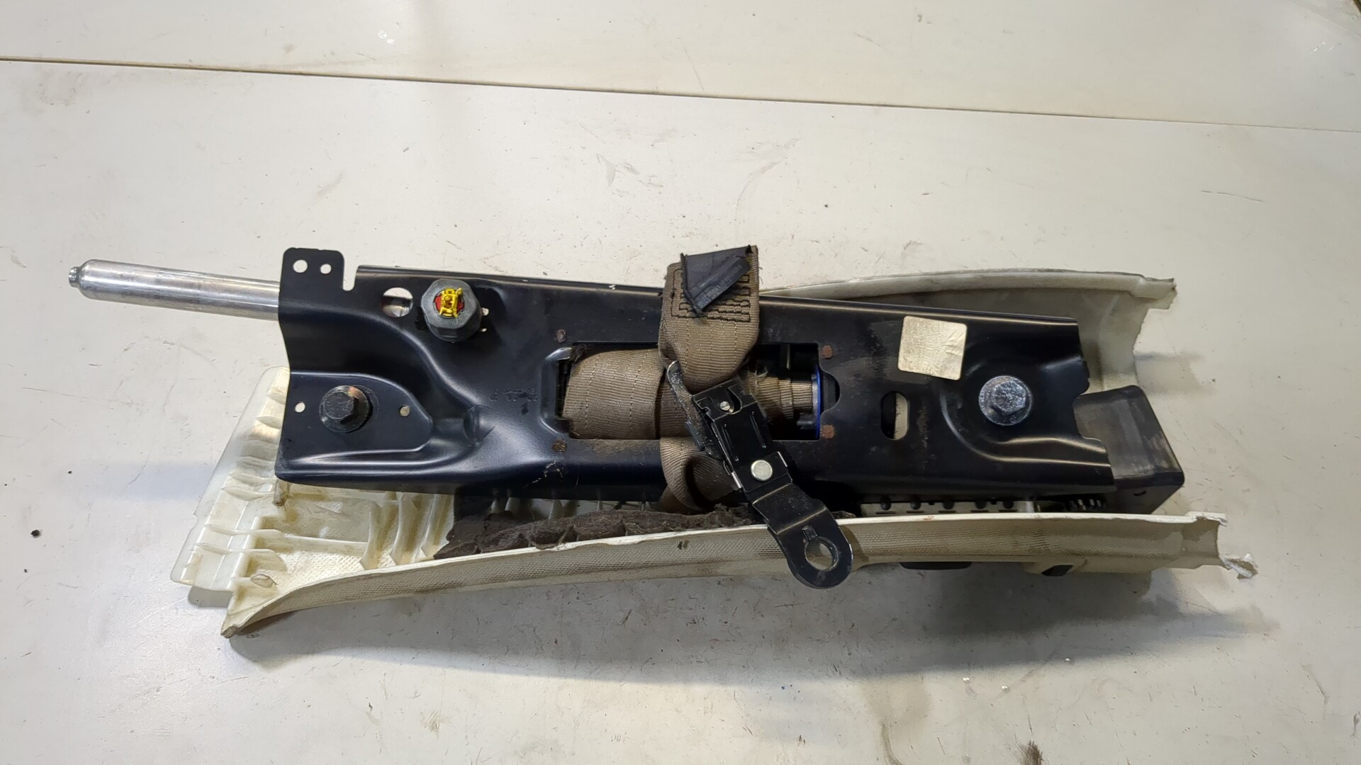 Ремень безопасности