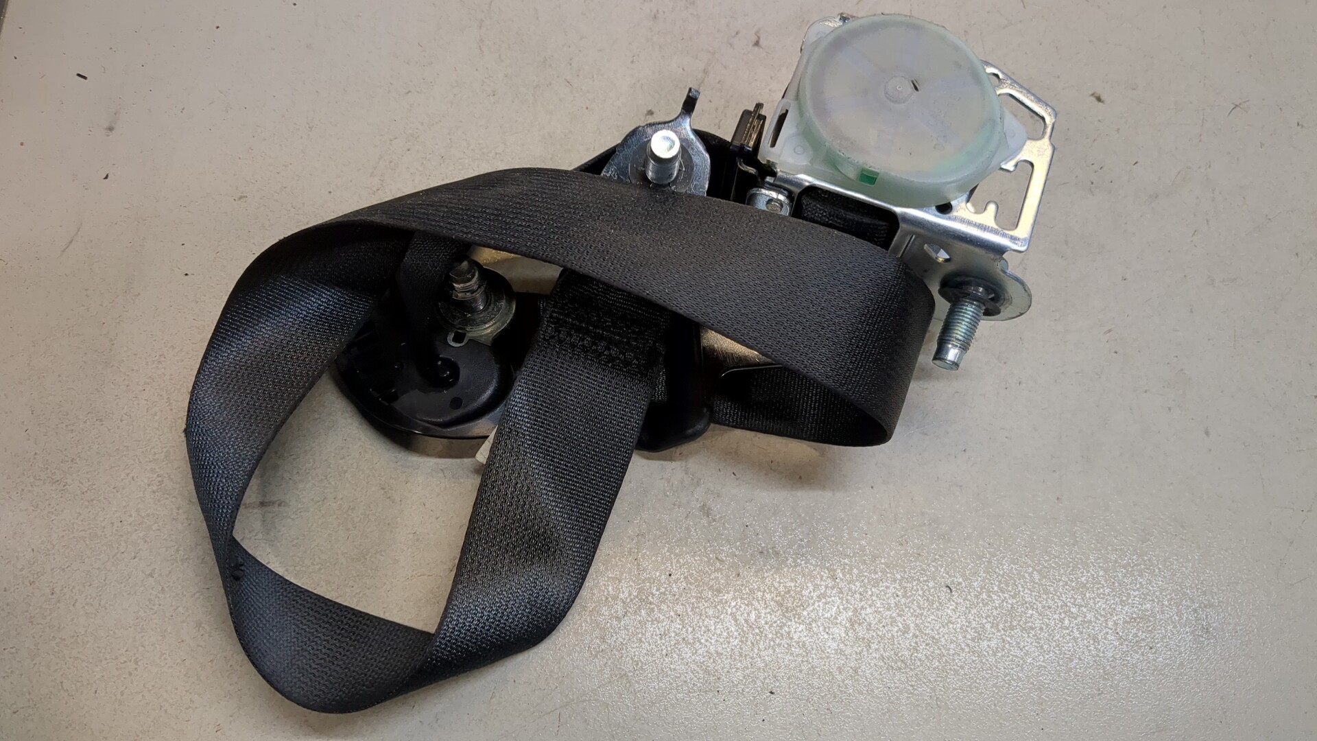 Ремень безопасности