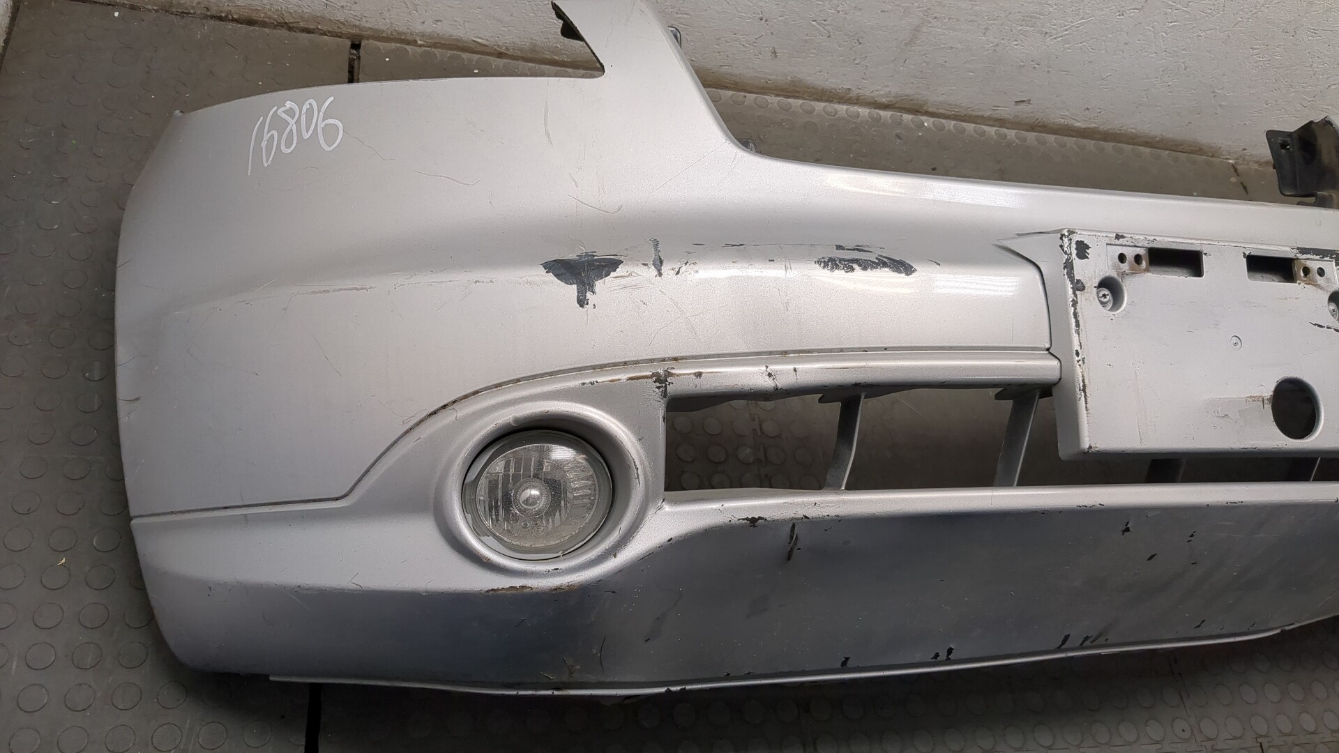 Бампер передний