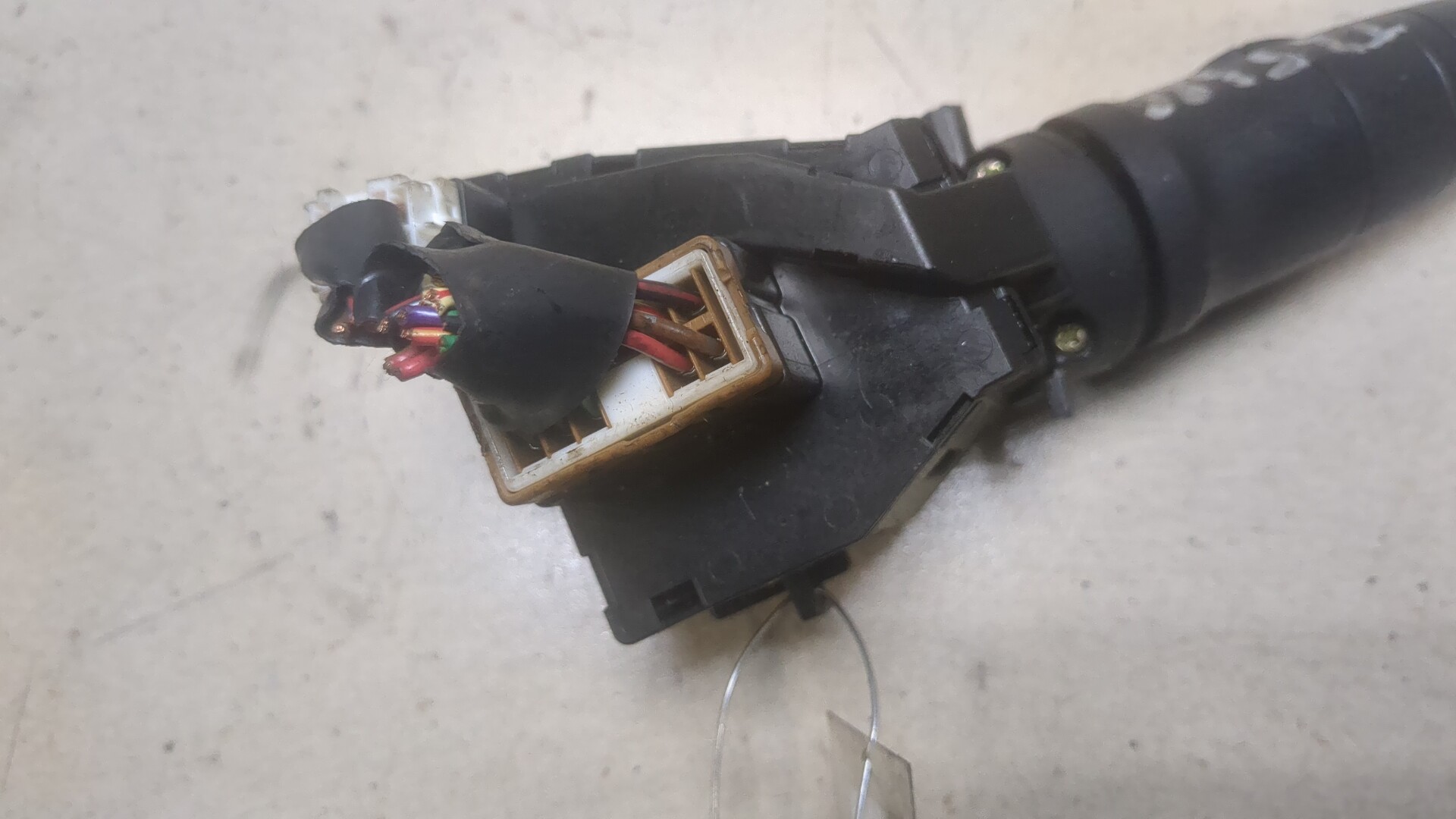 Переключатель поворотов подрулевой