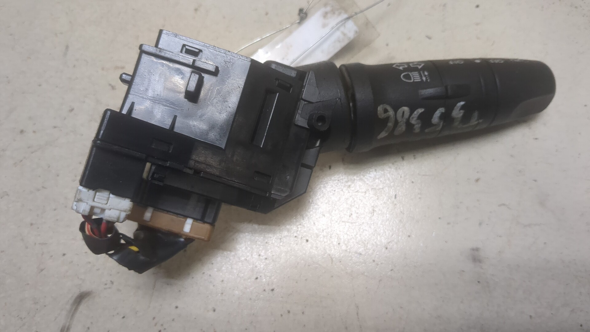 Переключатель поворотов подрулевой