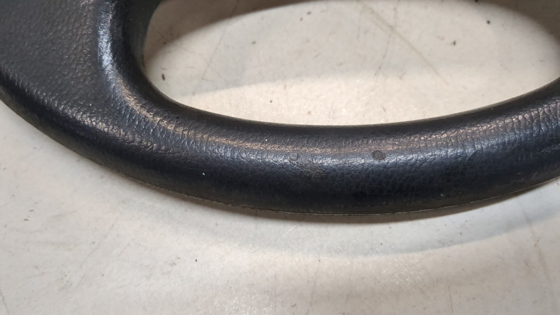 Рулевое колесо (руль)