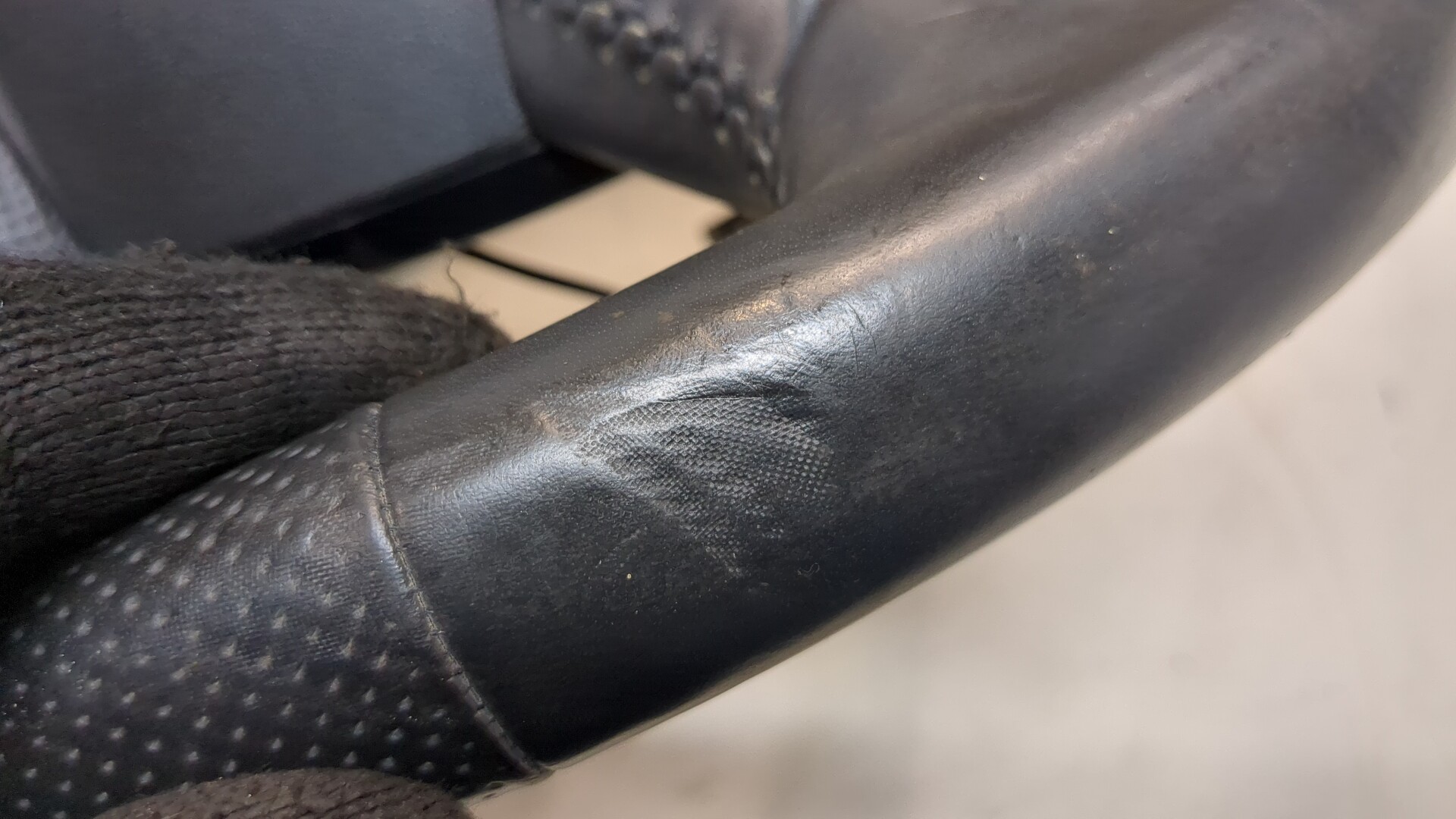 Рулевое колесо (руль)