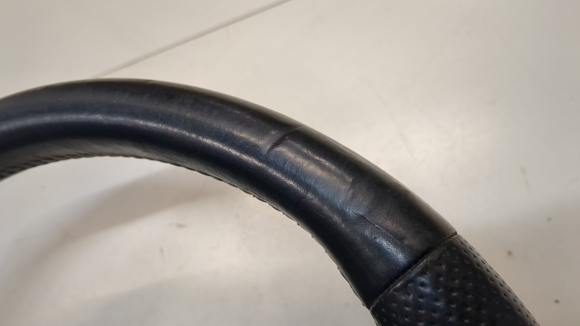 Рулевое колесо (руль)