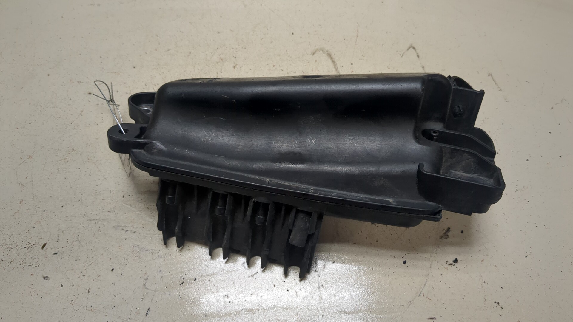 Абсорбер (фильтр угольный)