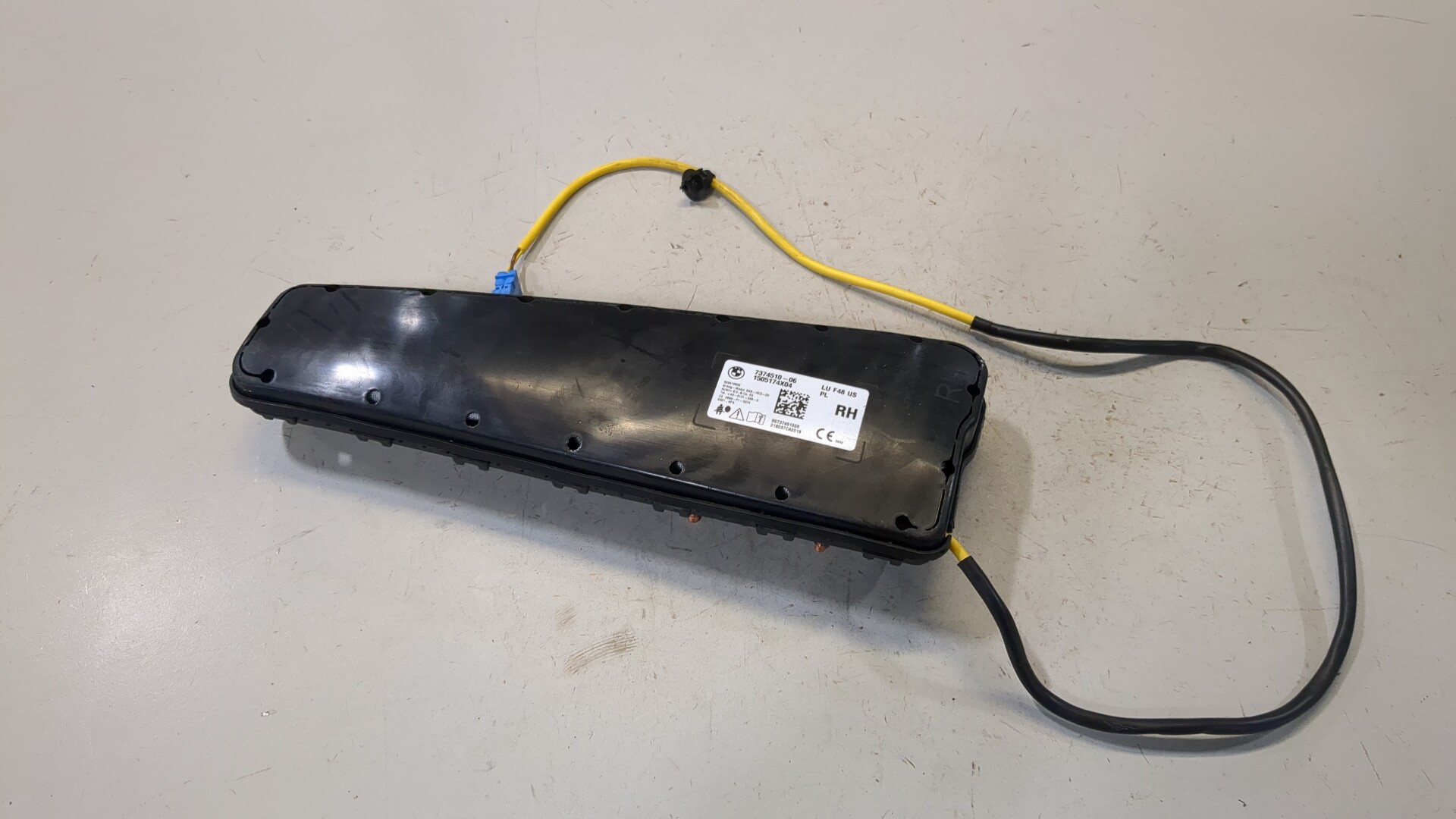 Подушка безопасности боковая (в сиденье)