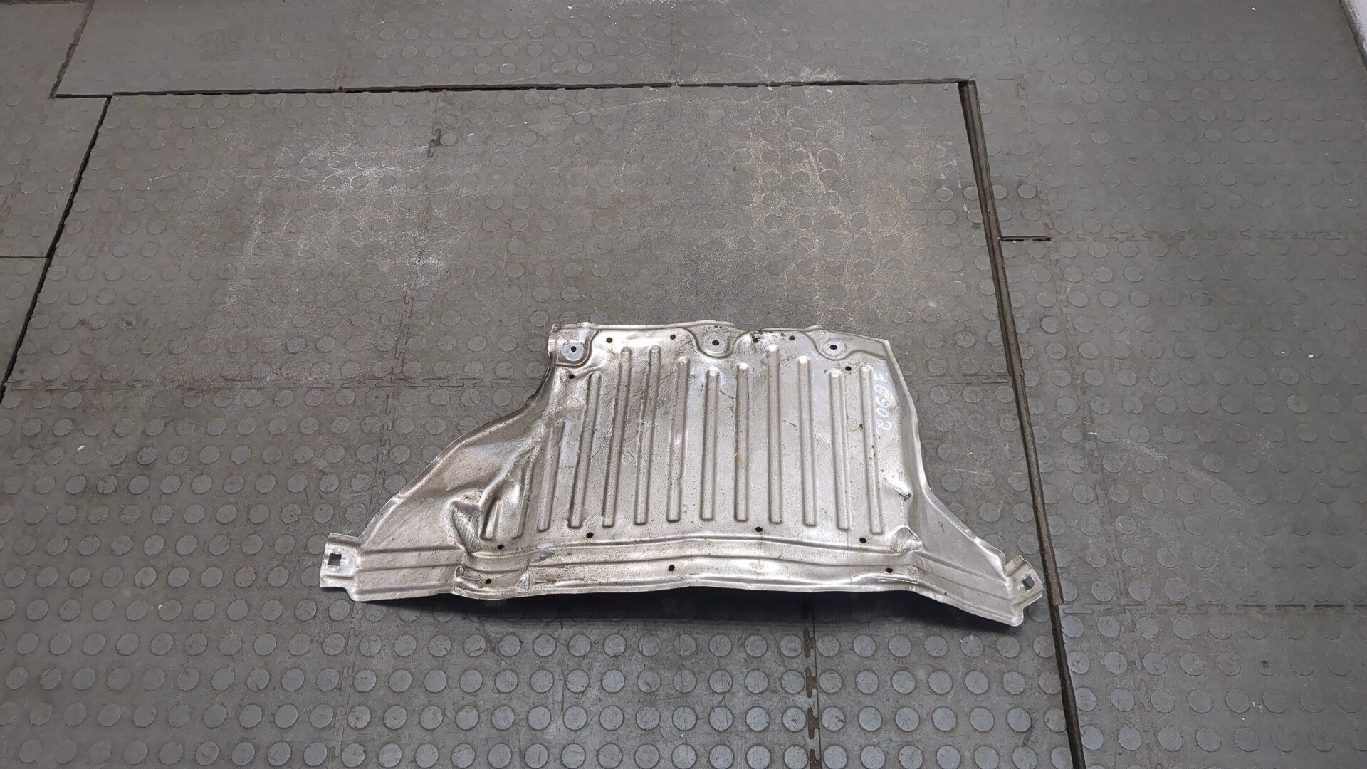 Экран тепловой